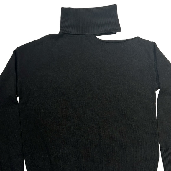 NWOT Paige Raundie Cold Shoulder Turtleneck - Picture 8 of 14